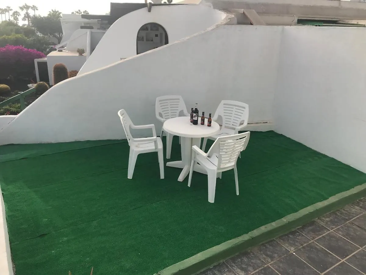 Los Marinos 76 Puerto del Carmen  0*, Puerto del Carmen (Lanzarote) Hiszpania